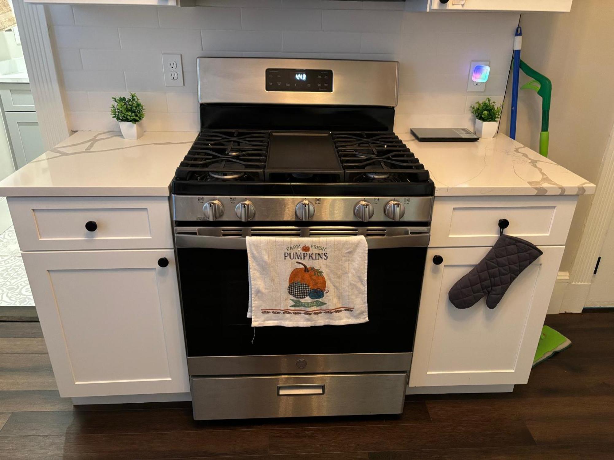 Homestay B&B In Boston - 3 Locations In Dorchester Bagian luar foto