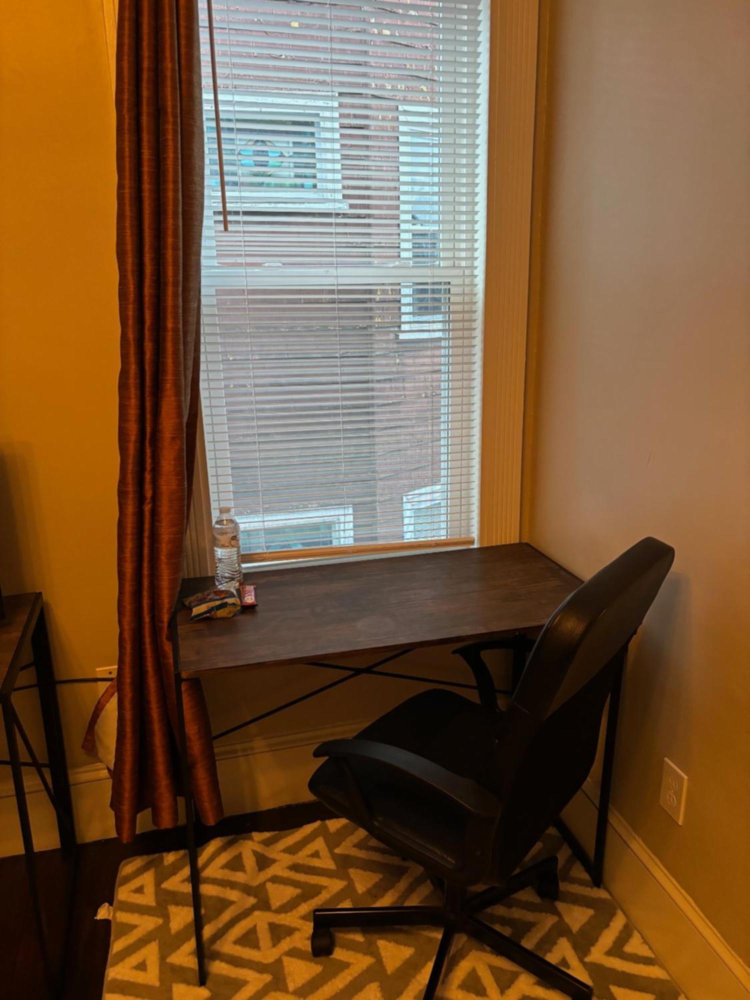 Homestay B&B In Boston - 3 Locations In Dorchester Bagian luar foto