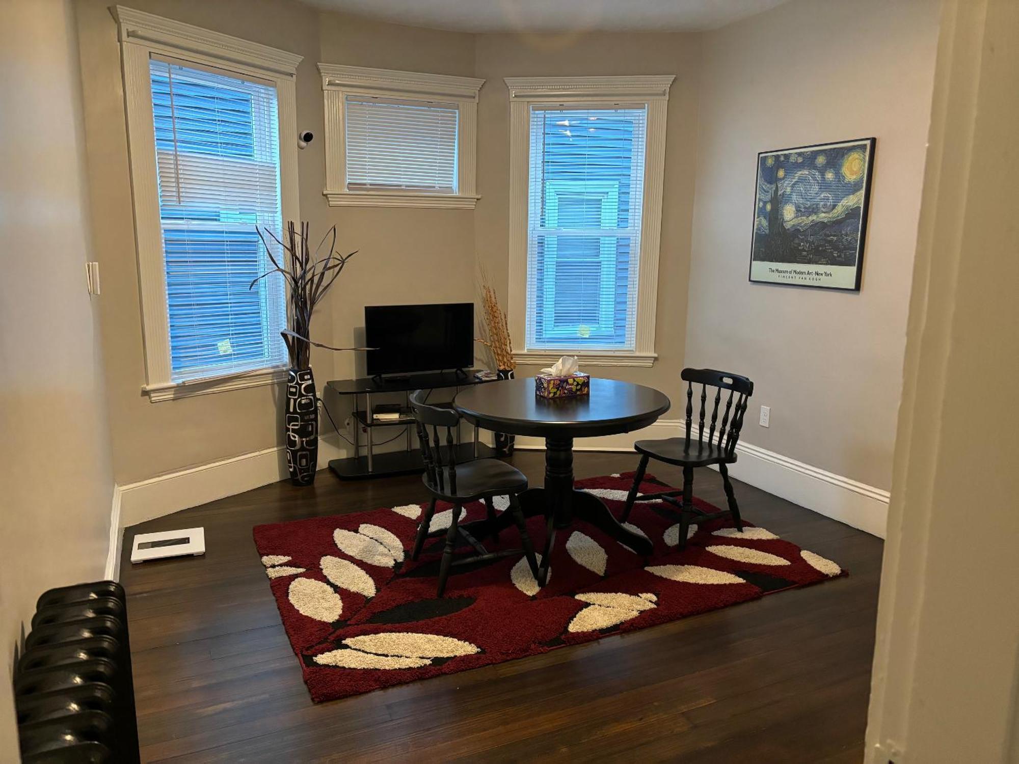 Homestay B&B In Boston - 3 Locations In Dorchester Bagian luar foto